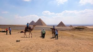 エジプト旅行　ブログ　口コミ　カイロ　ピラミッド　ラクダ