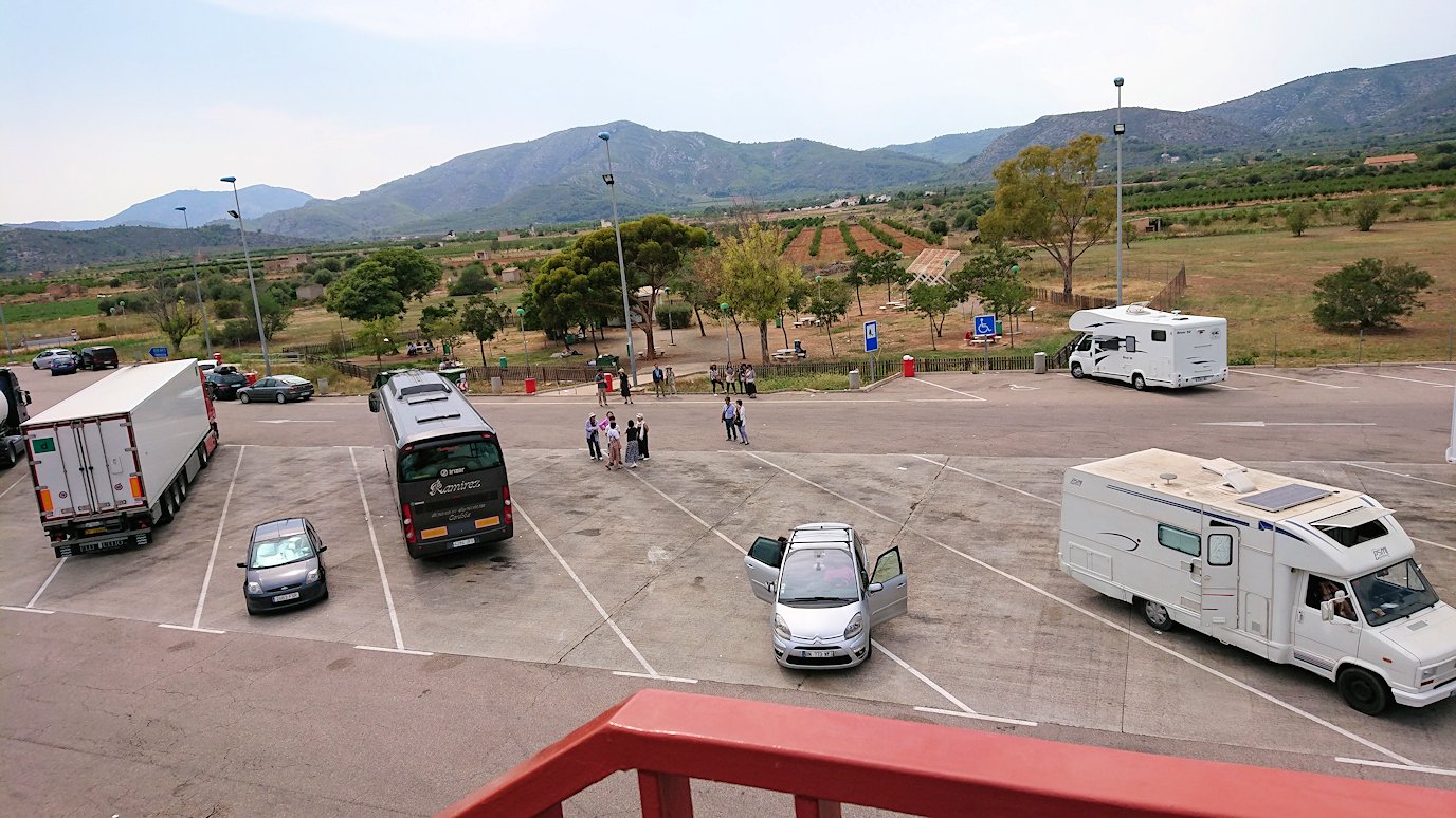 スペイン旅行　ツアー　観光　日本旅行　バレンシア　パーキングエリア　オレンジ　バス　ブログ　口コミ
