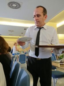 スペイン旅行　ツアー　観光　日本旅行　バレンシア　オレンジ　ホテル　バー　食事　夕食　ブログ　口コミ