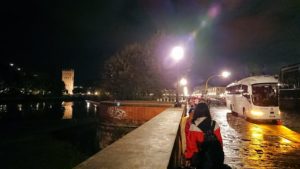 フィレンツェの夜のアルノ川2
