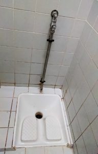 カサブランカのハッサン2世モスクの男子トイレ2