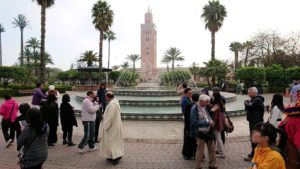 モロッコのマラケシュ市内でクトゥビア・モスクを見物2