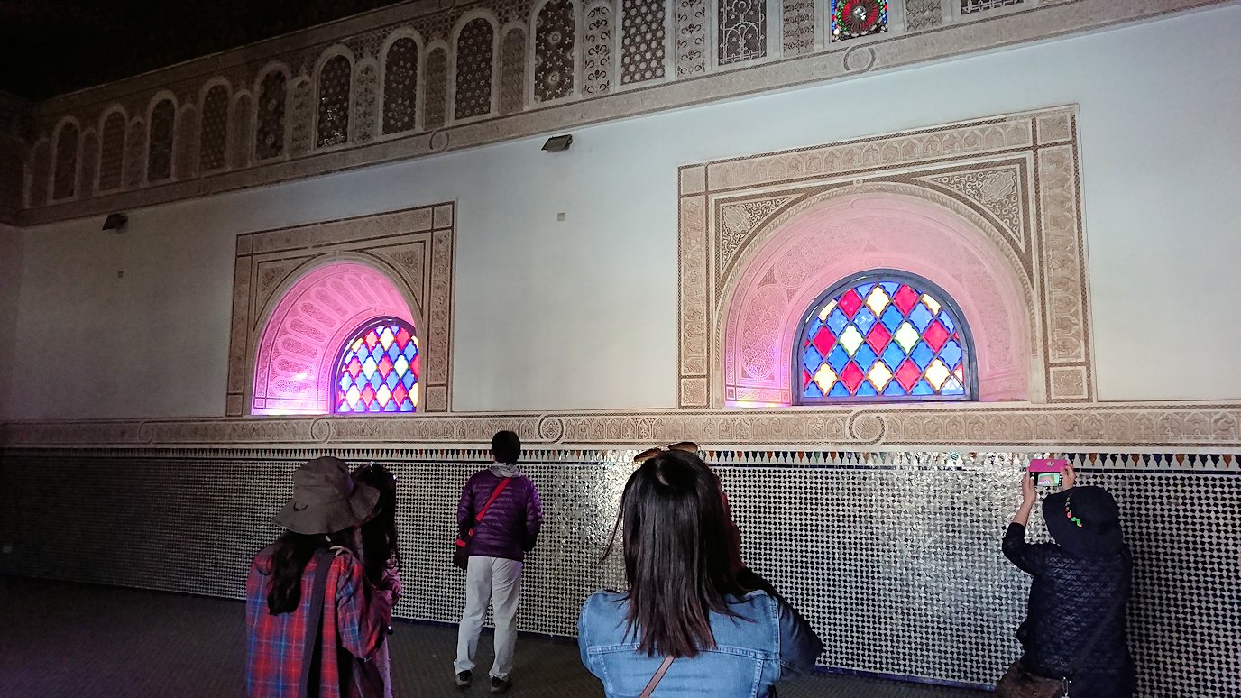 モロッコのマラケシュでバヒア宮殿で美しい内装に感激