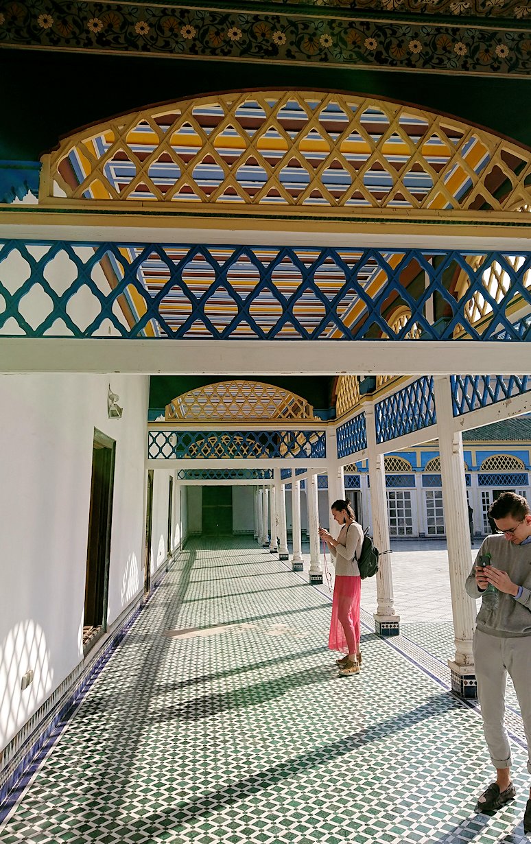 モロッコのマラケシュでバヒア宮殿で美しい内装に感激8