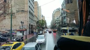 アテネ市内をバスで移動2