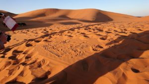 モロッコでサハラ砂漠の朝日鑑賞を終えて戻ります8
