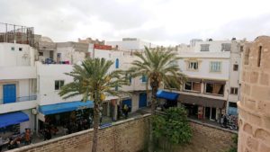 チュニジアのスースの街の旧市街で自由時間にラバトに入場1