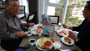 チュニジアのスースの街にある「マルハバ　ロイヤル　サレム」ホテルで朝散歩してから朝食を食べます6