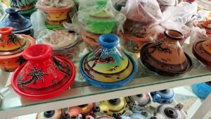 チュニジア：ナブールの街の陶器屋さんを物色5