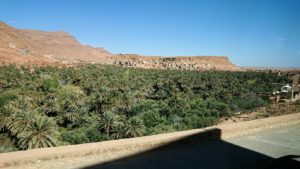 モロッコのトドラ渓谷を近くで眺める8