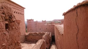 モロッコのワルザザートのアイト・ベン・ハッドゥで個人宅に伺う