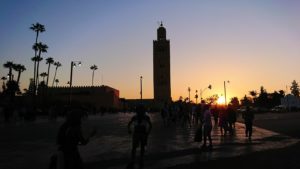 モロッコ・マラケシュでジャマ・エル・フナ広場でブラたもり？！8