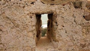 チュニジア：ケリビアの城塞内を散策6