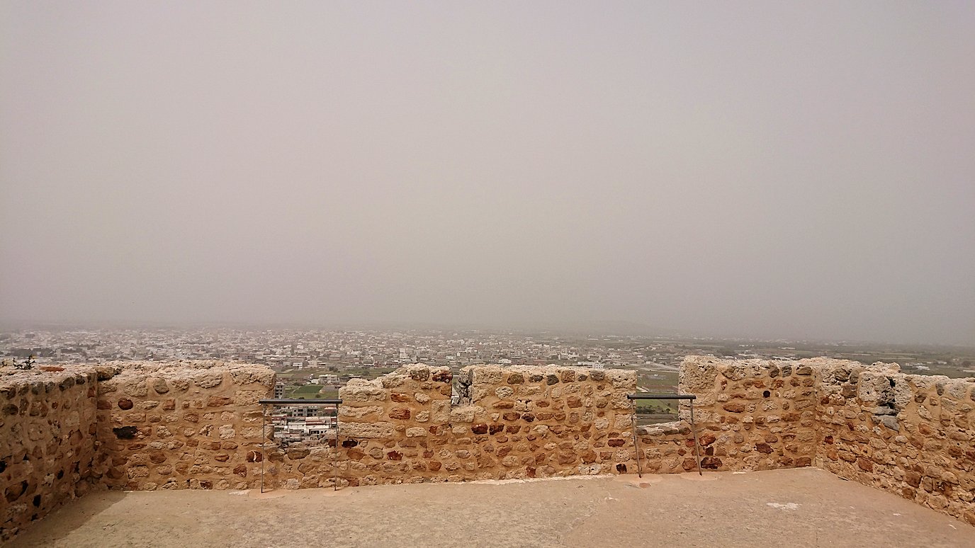 チュニジア：ケリビアの城塞跡の見学はまだまだ続く6