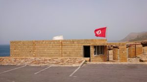 チュニジア：ボン岬のレストランで美味しく昼食を食べる7