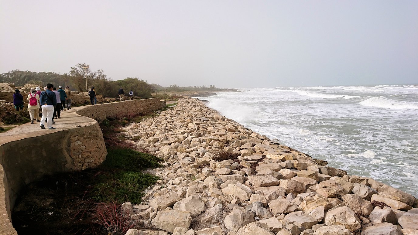 チュニジア：のケルクアン遺跡の海沿いの様子5