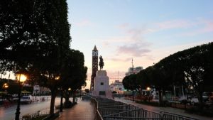 チュニジアのチュニスの朝の街6