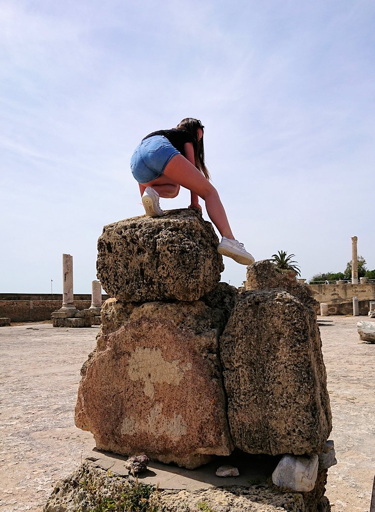 チュニジア：カルタゴ遺跡のアントニヌスの共同浴場内で激写タイム6