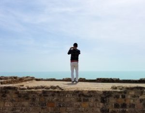 チュニジア：カルタゴ遺跡のアントニヌスの共同浴場内で記念撮影タイムがひたすら続く4