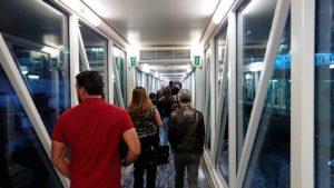 チュニジア：チュニス空港でドバイで乗換3