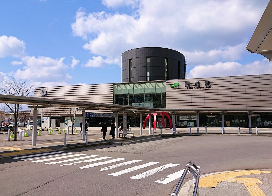 函館市内で空港に向かうバスに乗る6