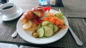 チュニジア：スースのホテルで朝食を3