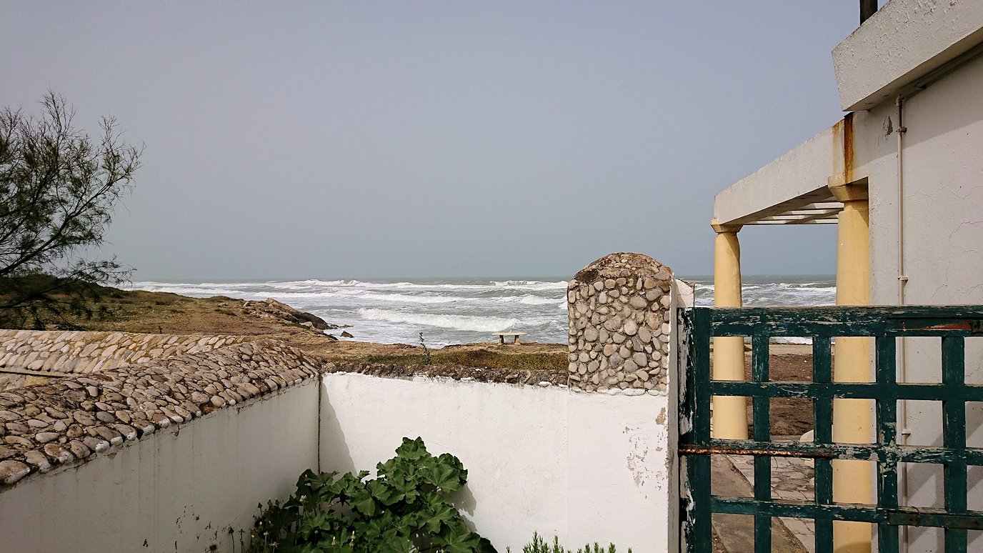 チュニジア：のケルクアン遺跡の見学が終了し移動する