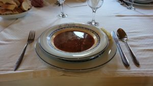 チュニジア：ビゼルトの街の船型レストランの様子7