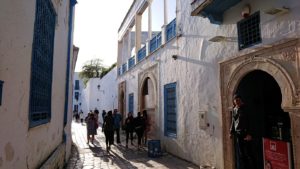 チュニジア：シディ・ブ・サイドで絶景のカフェにて7