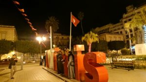 チュニジア：チュニスの夜を散策する4