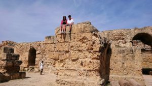 チュニジア：カルタゴ遺跡のアントニヌスの共同浴場内の散策は続く7