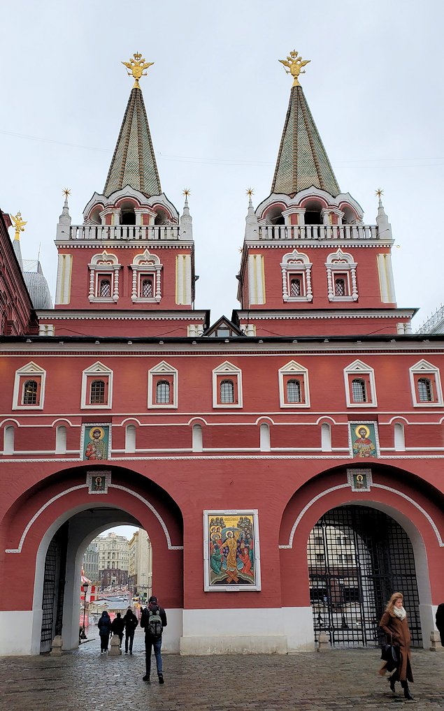 赤の広場周辺にある「ヴァスクレセンスキー門」